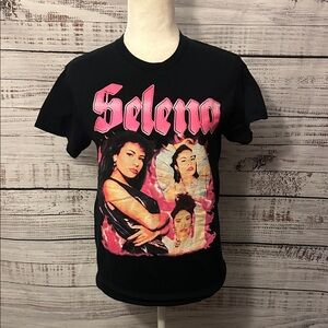 Selena Black and Pink Graphic Tee size small